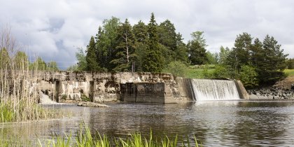 Yksi Suomen laajimmista joen ennallistamishankkeista käyntiin Raisiossa