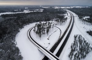 E18-tien elinkaarihankkeiden valvontatyö haastaa ja innostaa